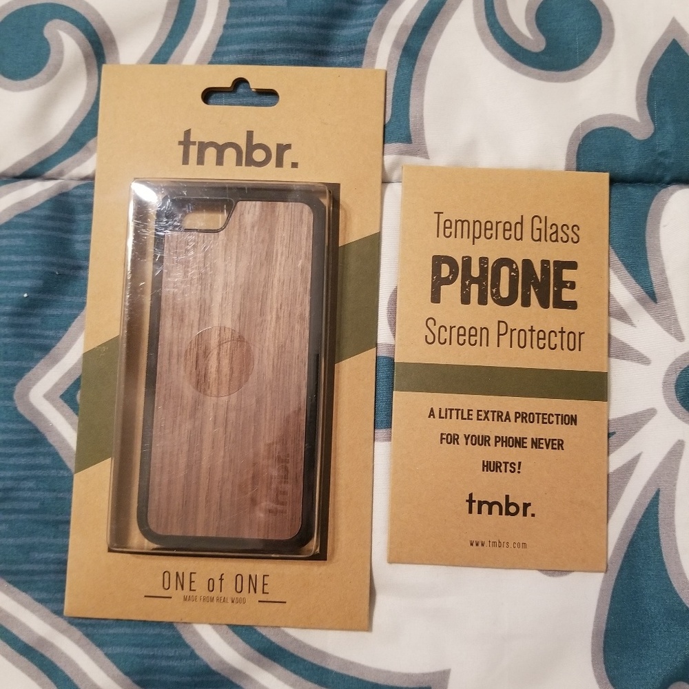 iPhone 8 tmbr. wood case w/ screen protector